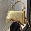 This white elegant and gentle chain underarm bag for women is foreign-style, simple and a small square bag. It's a fashionable a